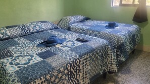 Standard Triple Room | Premium bedding, down comforters, free WiFi, bed sheets - Hostal Sweet Dreams (Panajachel)