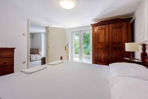 1 多间卧室、WiFi