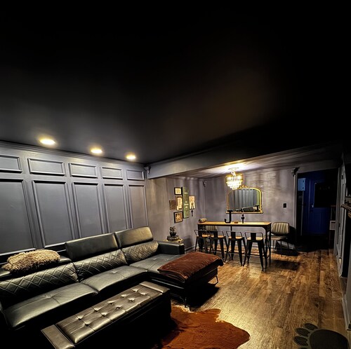 Luxurious Getaway at Js Place