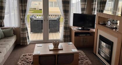 Impeccable 3-bed Caravan on Butlins Skegness