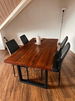 Dining - Gemütliche Unterkunft in der Nähe von Heidelberg (Lobbach)