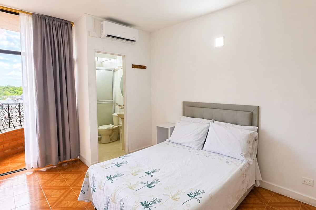 Enkeltrom, rengjøring, byutsikt | Aircondition