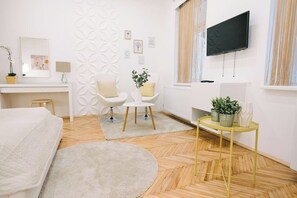 1 室のベッドルーム、WiFi、ベッドシーツ