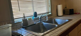 Goldbug Hot Springs Getaway, Cozy Cabin Great for Hot Springs, Fishing & Hunting!
