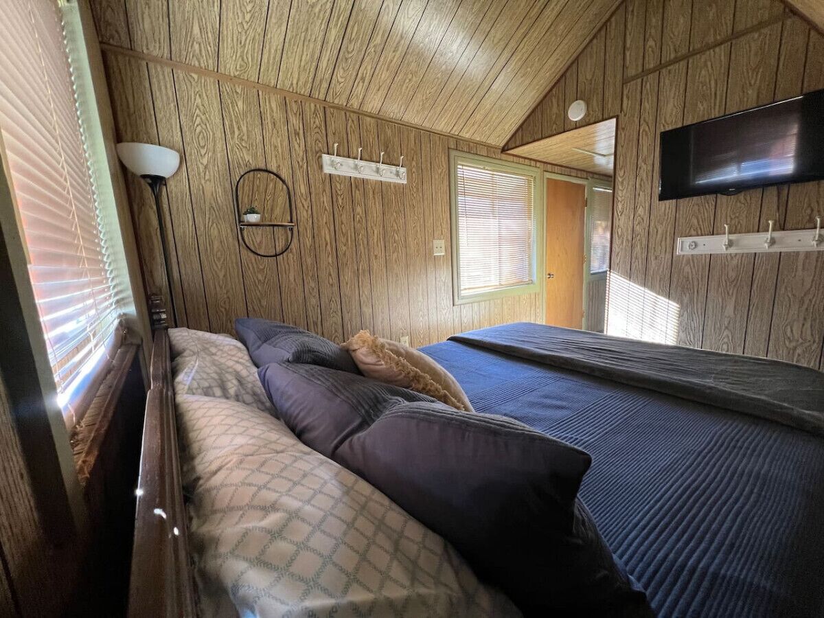 1 Schlafzimmer, Schreibtisch, WLAN, Bettwäsche