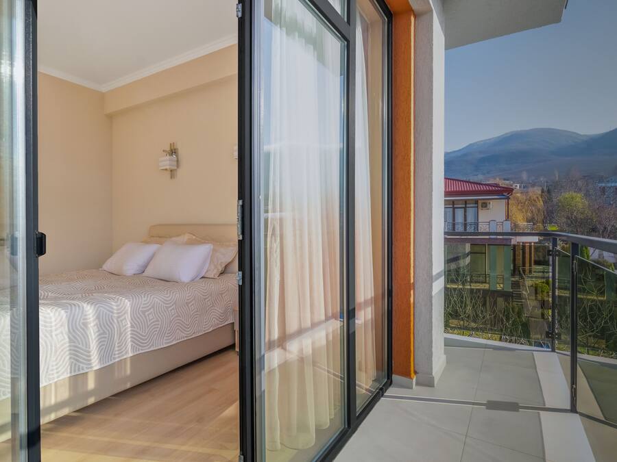 Appartamento Deluxe | Una scrivania, tende oscuranti, insonorizzazione, ferro/asse da stiro