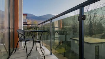 Standard Room, 2 Single Beds, Non Smoking, Mountain View | View from room