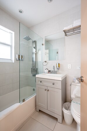 Family Apartment | Bathroom | Hair dryer, towels