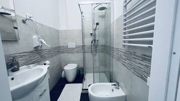 Regadera, regadera tipo lluvia, amenidades de baño gratuitas