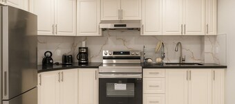 Newly Reno’d Basement Suite w/ Private Access—5 min walk to Headwaters Hospital!