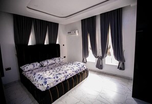 3 Schlafzimmer, kostenloses WLAN, Bettwäsche