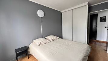 2 chambres, fer et planche Ă  repasser, lit parapluie, Wi-Fi