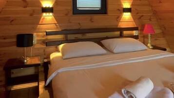 2-MONI Luxury Bungalov with Jacuzzi | Egyptian cotton sheets, premium bedding, minibar, desk