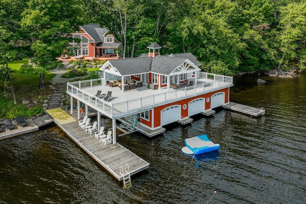 Cottage & Boathouse