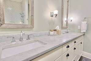 ヘアドライヤー