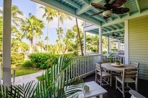 Outdoor dining - Waterfront Villa with Sunset Views (Duck Key)