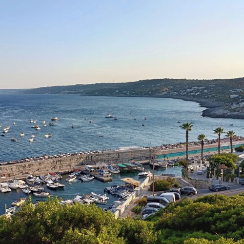 Apartment with sea-view balcony from which to admire magical sunrises.