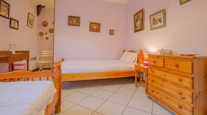 3 chambres, Wi-Fi gratuit, draps fournis