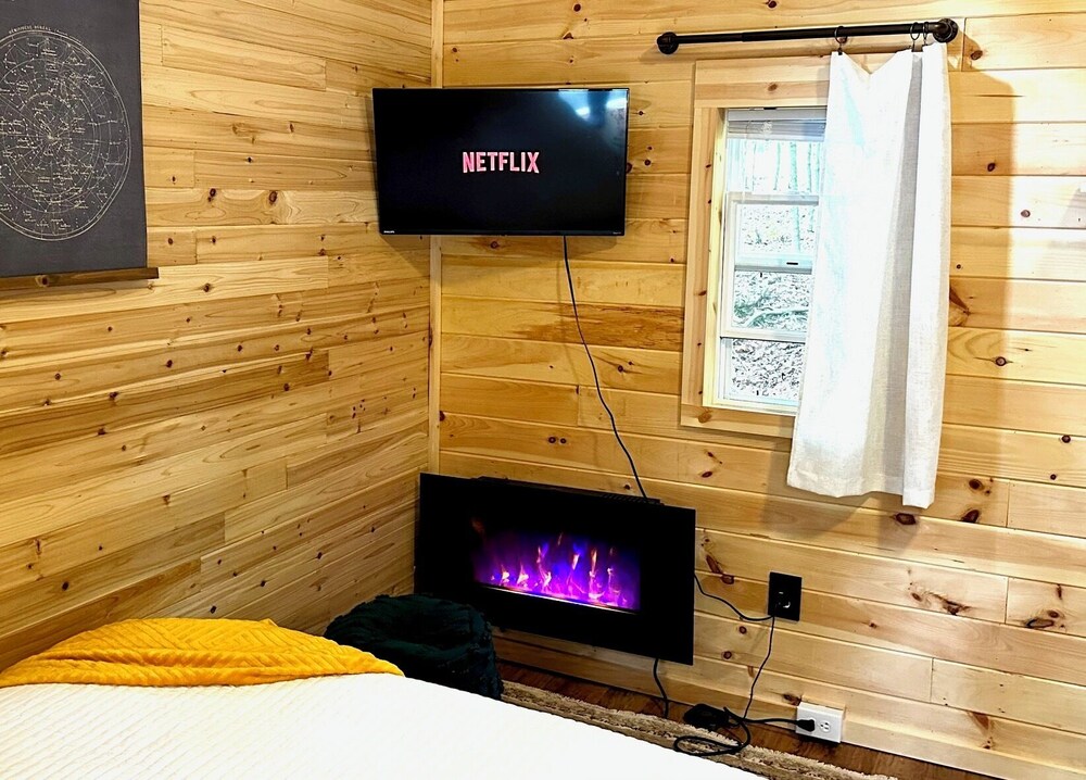 Private Tiny Cabin in Dushore! A Nature Lovers Dream Sullivan County