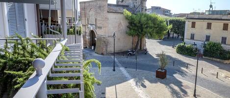 Enceinte de lâhĂ©bergement