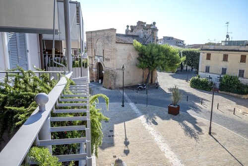 SE025 - Senigallia, wonderful three-room apartment with terrace