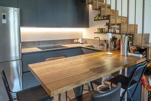Fridge, oven, dishwasher - SE025 - Senigallia, wonderful three-room apartment with terrace (Senigallia)