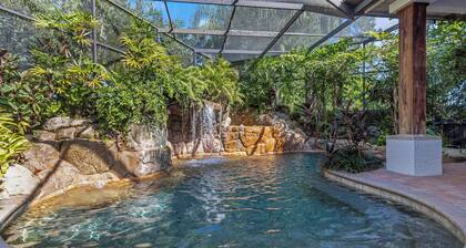 3/2 Home w/ Pool Oasis and Golf Course View!