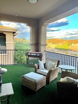 Property grounds - Cozy condo at South Mountain /gated community (Phoenix)