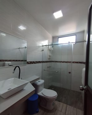 Family Double Room | Bathroom