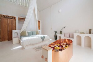 1 ห้องนอน, ผ้าปูที่นอนฝ้ายอียิ ปต์, เครื่องนอนระดับพรีเมียม, ผ้านวมขนเป็ด