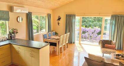 Sparrows Nest Guesthouse - nestled in the middle of an avocado orchard.