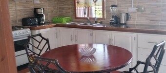 Comfortable apartment close to Tyrell Bay Marina