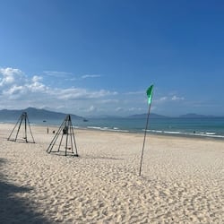 Private beach, white sand, free beach shuttle, sun-loungers
