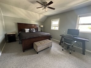 3 bedrooms, free WiFi, bed sheets