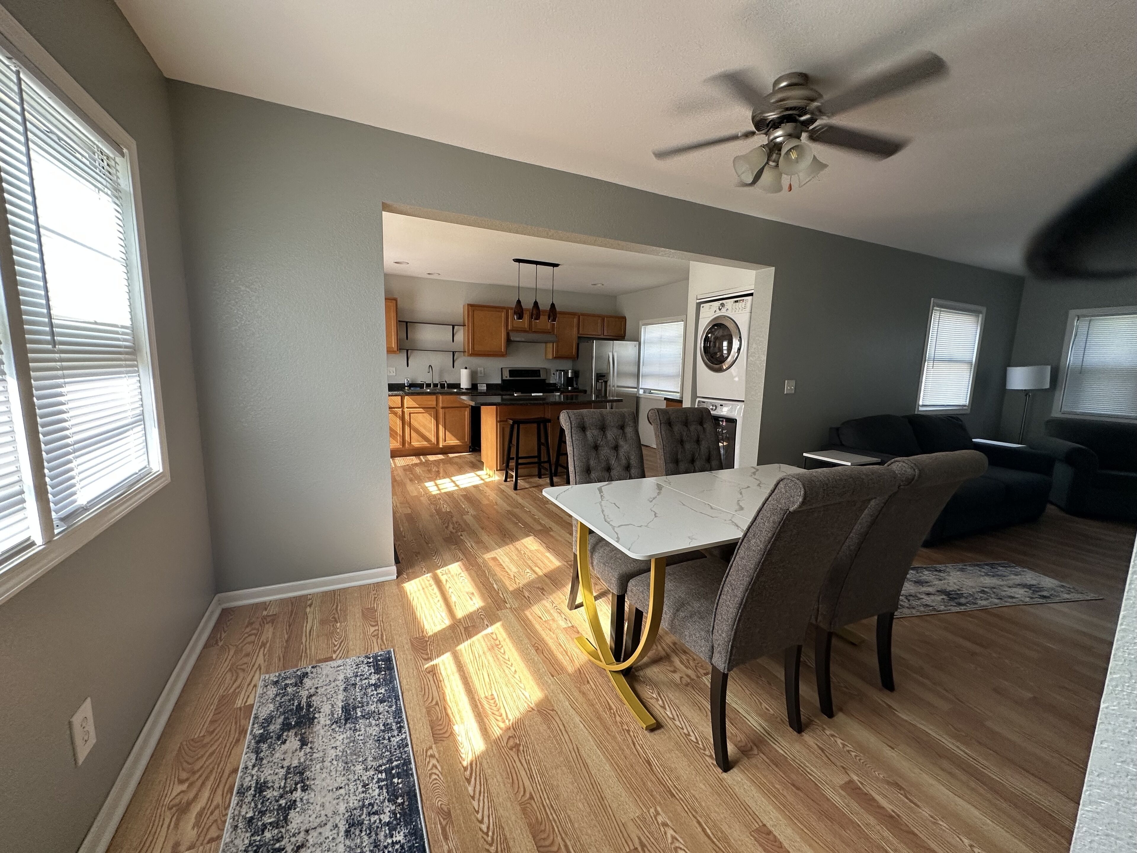 المنشأة من الداخل