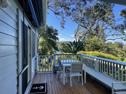 The Sundeck Cottage -  Clareville Beach