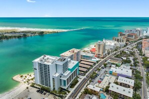 Unclassified image, 5 of 45, button