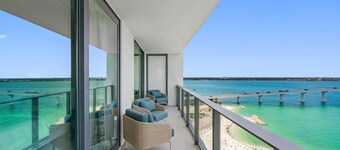 3-BR Residence @ JWM Clearwater Beach ~ Pool, Hot Tub, Spa, Fitness Center, FREE Activities ~ #1411