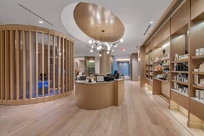 Unclassified image, 2 of 45, button