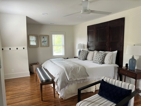 4 chambres, bureau, Wi-Fi gratuit, draps fournis