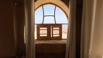 13 عدّة غرف نوم