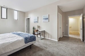 2 bedrooms, iron/ironing board, travel cot, free WiFi