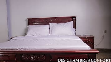 Habitación clásica | Escritorio, wifi gratis y ropa de cama