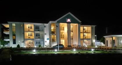 NAPTIN EXECUTIVE HOTEL AND SUITES
