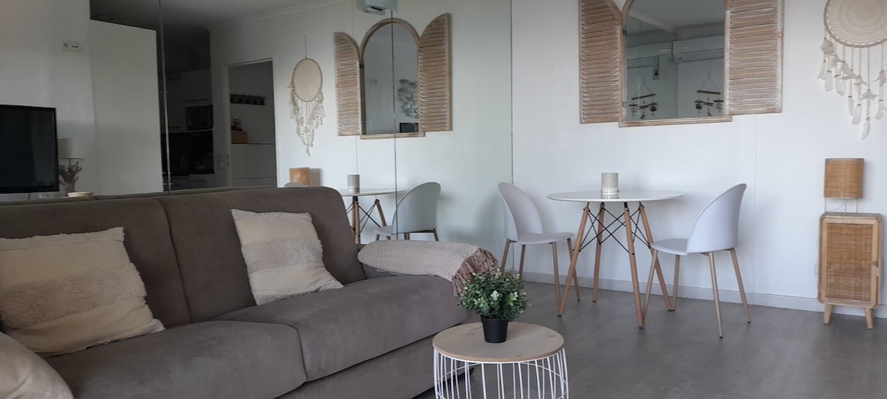 Magnifique Appartement Vue Mer Avec Piscine Et Climatisation - Théoule-sur-Mer