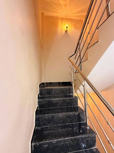 Goroomgo Sukh Dham Homestay Shimla