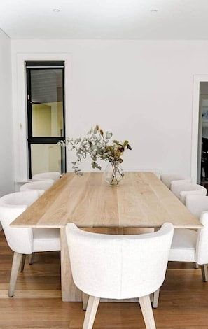 تناول الطعام