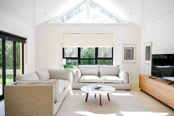 تلفزيون، مدفأة