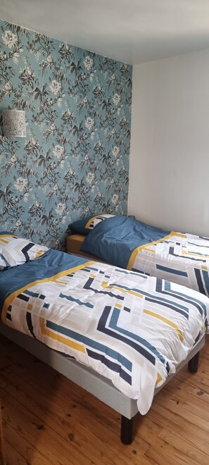 6 bedrooms, free WiFi, bed sheets