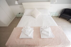 2 bedrooms, iron/ironing board